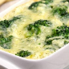 Brokkoliauflauf mit Salat