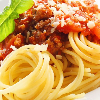 Spaghetti Bolognese mit Salat